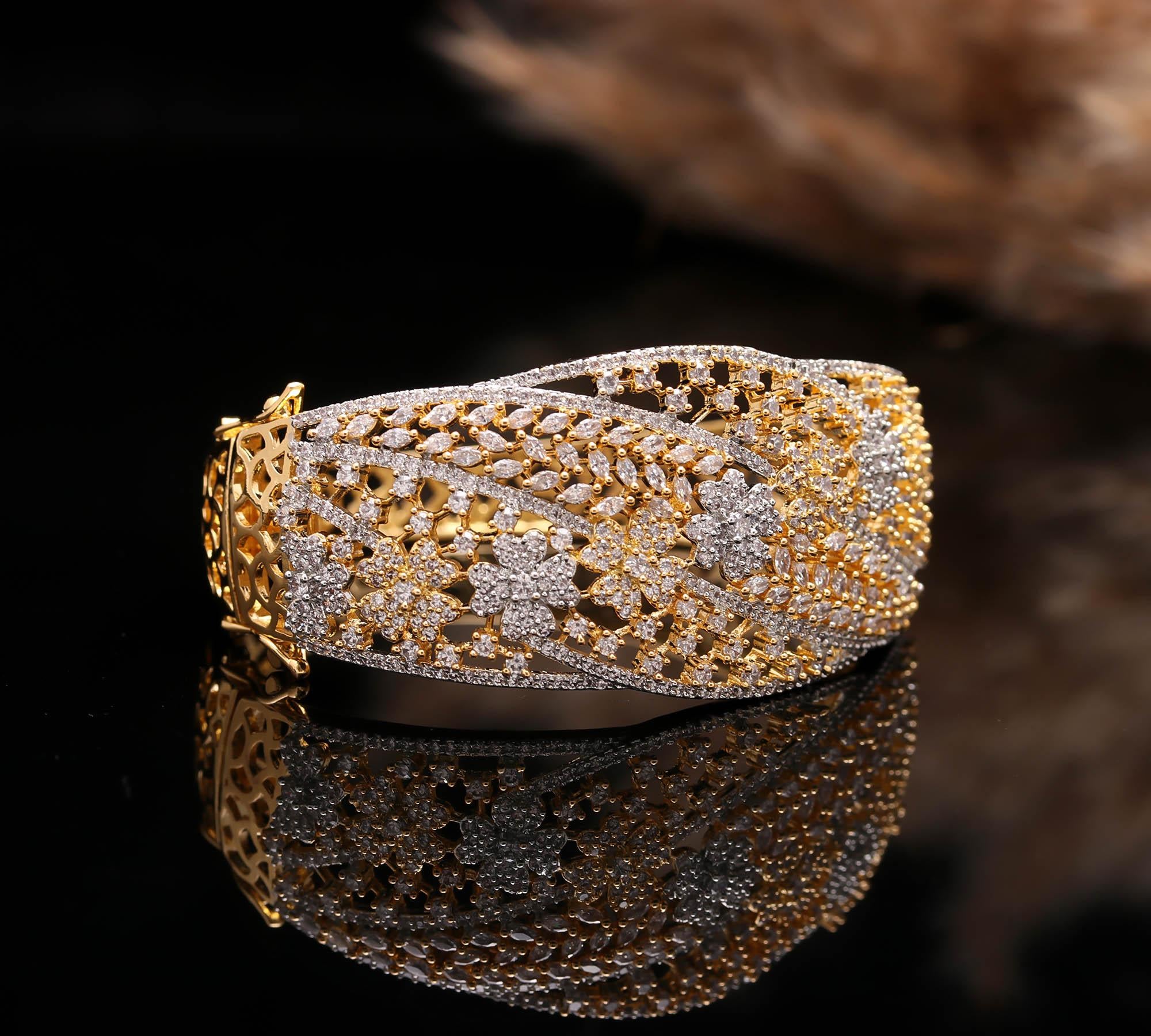 Elegant Gold-Plated Floral Diamond-Cut Bangle – Premium Bridal & Festive Jewelry for Women